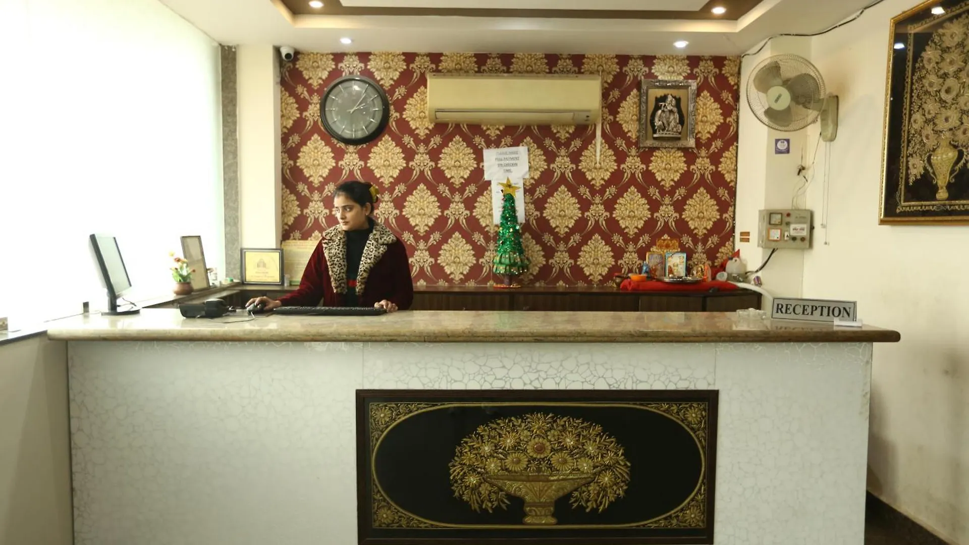 Hotel Orchid & Banquet Agra  3*, Agra (Uttar Pradesh)
